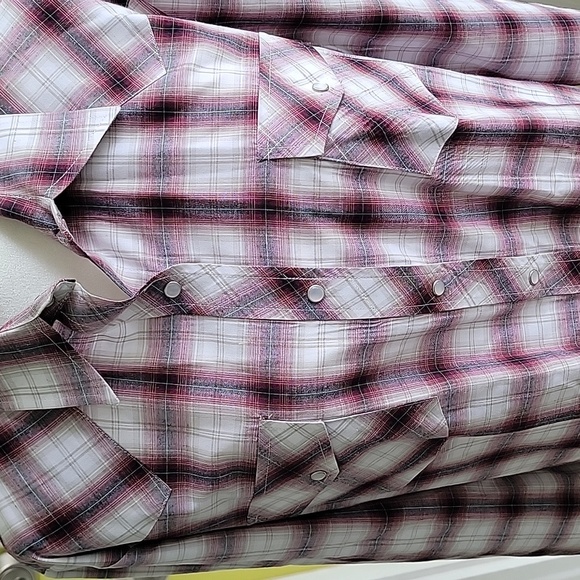 Roper Red And Black Plaid Pearl Button Up Top Size 1X - Picture 2 of 6